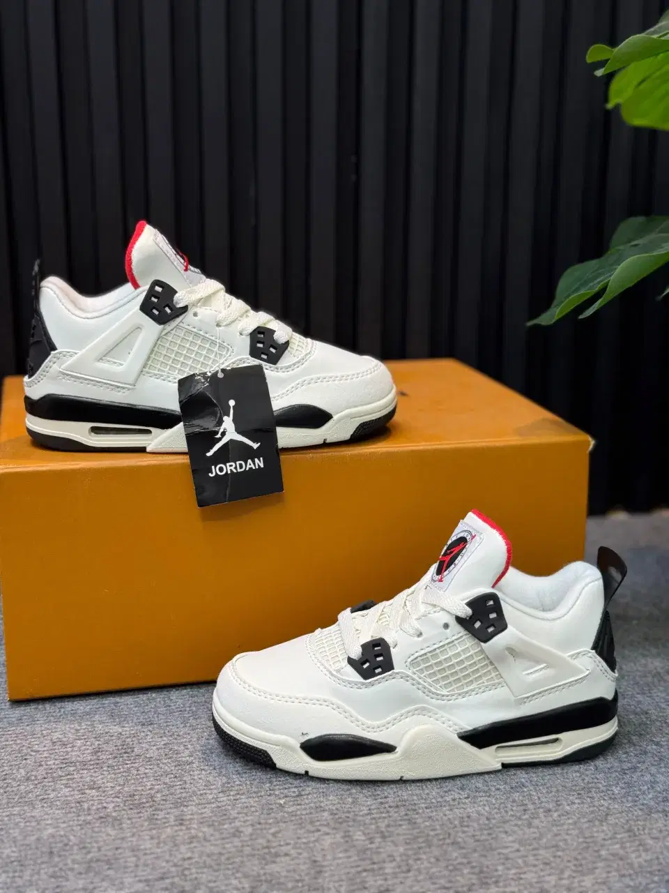 Jordan 4 Retro Blanco/Negro, foto 2